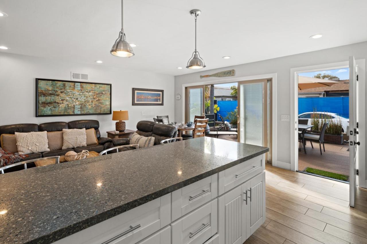 Stunning Beach Home - Large Patio, Parking, Ac & Dog Friendly! San Diego Exteriör bild