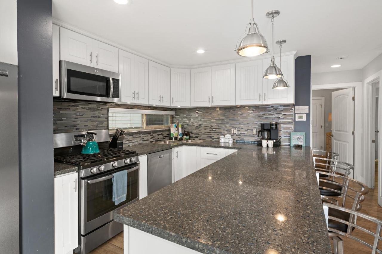 Stunning Beach Home - Large Patio, Parking, Ac & Dog Friendly! San Diego Exteriör bild